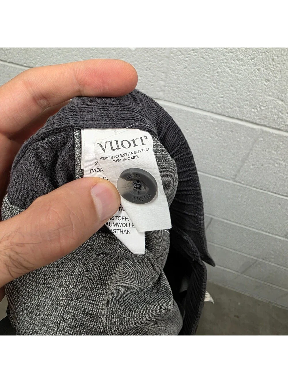 Vuori Optimist Pants Mens Gray Corduroy Elastic Waist Casual M  V440